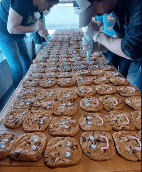 Huntsville and Gravenhurst Tim Horton's support area schools through the Smile Cookie Campaign